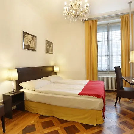 Hotel Tor 3*