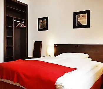 Tor Hotel Genf